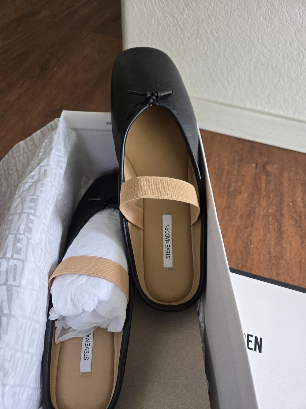Steve Madden Black Flats with Nude Elastic Strap
